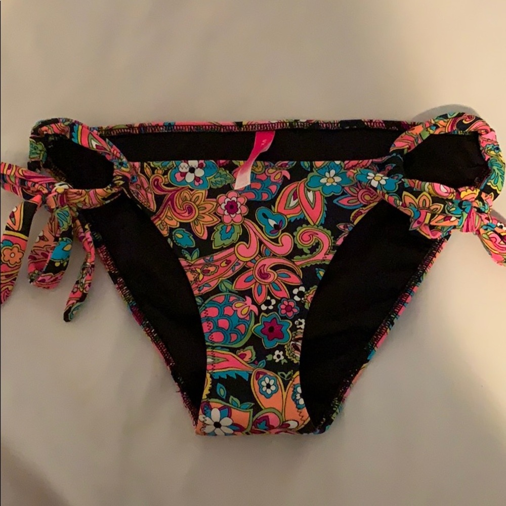VS swim bottoms
